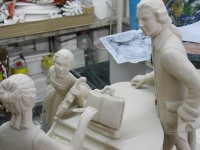 /album/lavorazione-arigianale-della-porcellana-di-capodimonte-/statuine-capodimonte-dipinte-a-mano-in-finissima-porcellana-garantita-e-certificata-jpg/